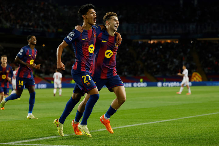 [바르셀로나=AP/뉴시스]바르셀로나 출신 유망주 드로 페르난데스(왼쪽). 2025.10.21.