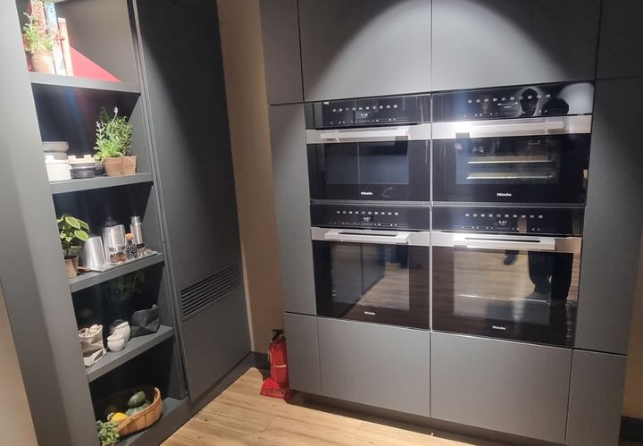 [서울=뉴시스]이지용 기자 = 22일 오전 서울 밀레 익스피리언스센터 강남에 밀레의 빌트인 제품들이 전시되어 있다. 2205.10.22. leejy5223@newsis.com *재판매 및 DB 금지