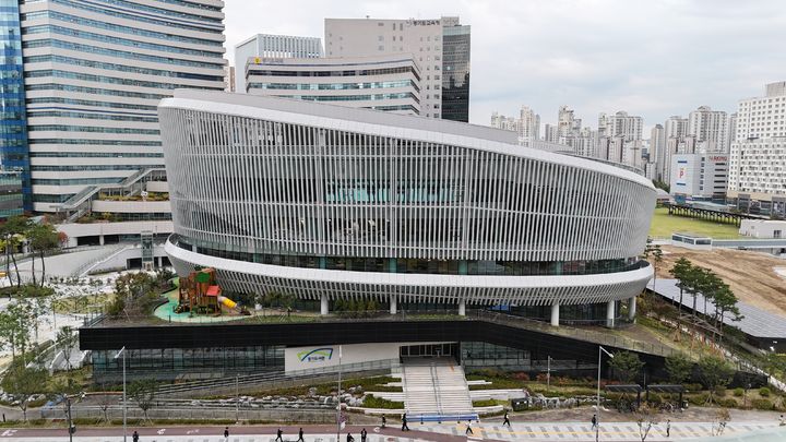 [수원=뉴시스] 경기도서관 전경(사진=경기도 제공) 2025.10.22. photo@newsis.com *재판매 및 DB 금지