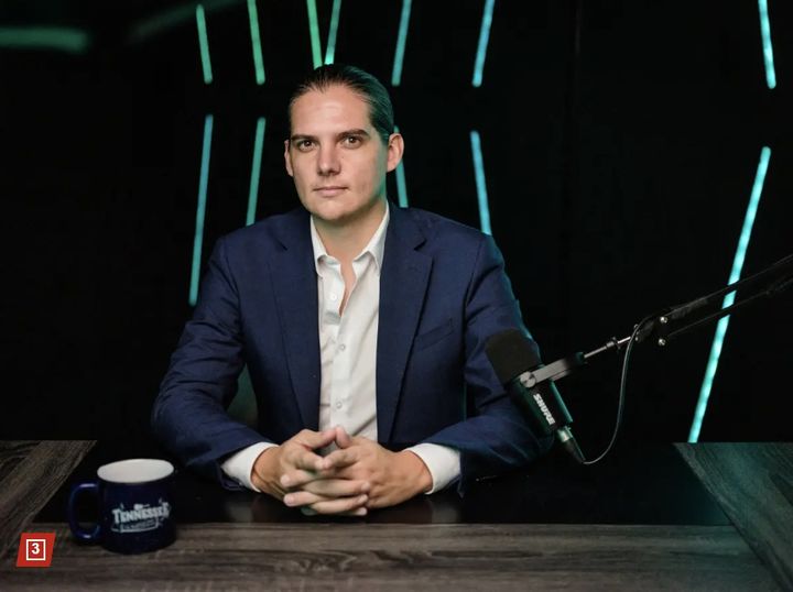 [서울=뉴시스]미국의 보수 성향 운동가 로비 스타벅. (사진출처: 뉴욕포스트 홈페이지 캡처)2025.10.23.