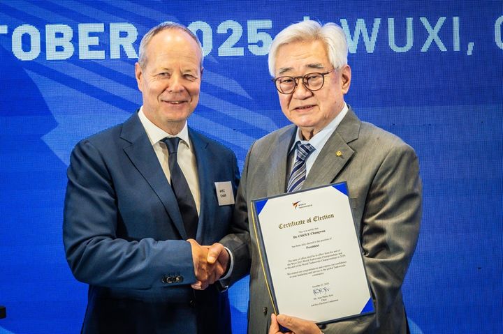 [서울=뉴시스] 조정원 세계태권도연맹(WT) 총재, 마지막이자 6번째 연임 성공. (사진=WT 제공) *재판매 및 DB 금지