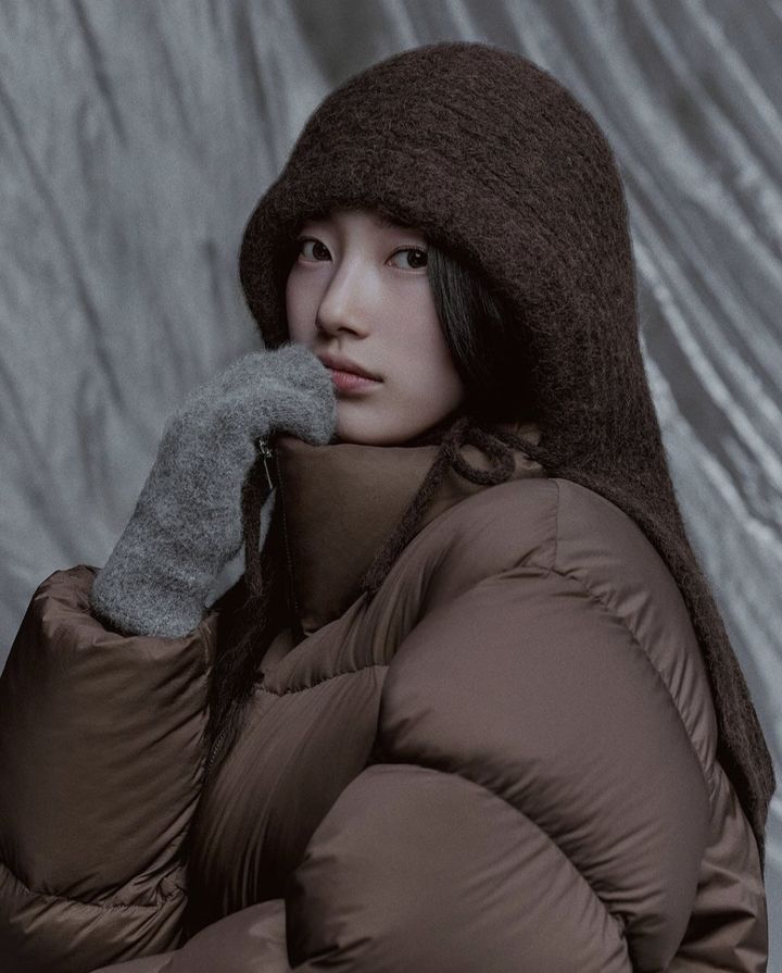 [서울=뉴시스] 수지. (사진=게스 제공, 수지 인스타그램 캡처) 2025.10.23. photo@newsis.com *재판매 및 DB 금지