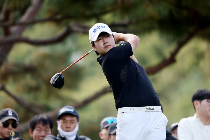 [서울=뉴시스] 한국프로골프(KPGA) 투어와 DP 월드투어가 공동 주관하는 제네시스 챔피언십에 출전한 김민규. (사진=KPGA 홈페이지 캡처) 2025.10.23. photo@newsis.com *재판매 및 DB 금지