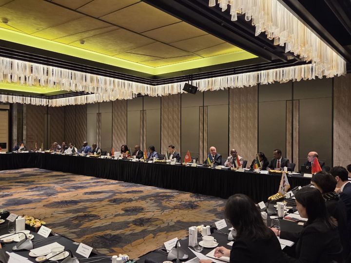 [서울=뉴시스]외교부-주한아프리카 대사단(AGA)-한·아프리카재단 3자 간담회 개최. (사진=외교부 제공) 2025.10.24. *재판매 및 DB 금지