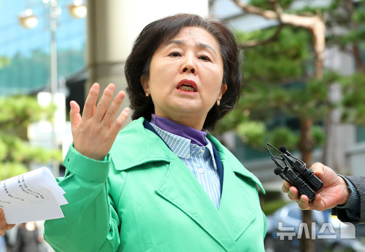 [서울=뉴시스] 김혜진 기자 = 1일 오세훈 서울시장의 정치자금법 위반 재판에 김영선 전 국민의힘 의원(사진)이 증인으로 출석한다. 2026.04.01 jini@newsis.com