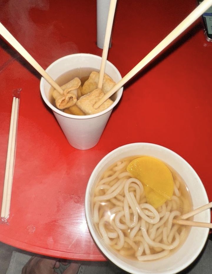 [서울=뉴시스] 충청도 지상군 페스티벌에서 판매되는 음식 가격이 터무니 없이 비싸다는 방문객의 의견이 제기돼 논란이 일고 있다. (사진 = 보배드림 캡처) 2025.10.26. *재판매 및 DB 금지