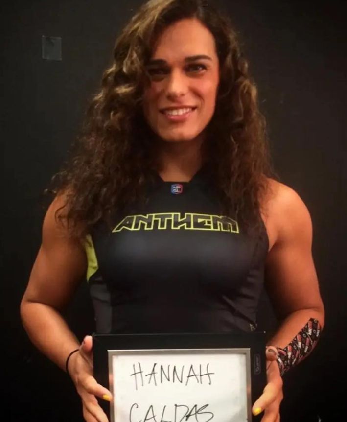 [뉴시스] 한나 칼다스로 활동하던 아나 칼다스의 모습. (사진 = 뉴욕포스트 캡처) 2025.10.27. *재판매 및 DB 금지