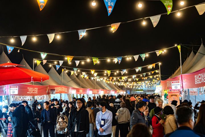 [횡성=뉴시스] 횡성한우축제 모습. (사진=횡성군 제공) 2025.10.27. photo@newsis.com *재판매 및 DB 금지