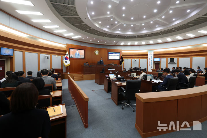 [오산=뉴시스] 오산시의회 제297회 임시회 모습 (사진=오산시의회 제공) 2025.10.27.photo@newsis.com 