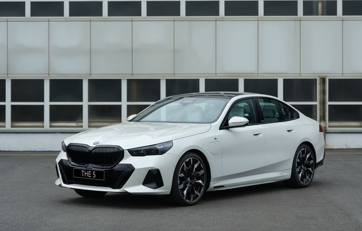 [서울=뉴시스] BMW 550e xDrive M 스포츠 프로 스페셜 에디션 (사진=BMW 코리아 제공) 2025.10.27 photo@newsis.com *재판매 및 DB 금지