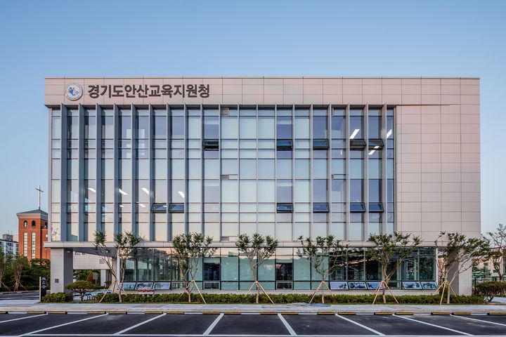 [안산=뉴시스]안산교육지원청 전경.(사진=뉴시스DB.)photo@newsis.com *재판매 및 DB 금지