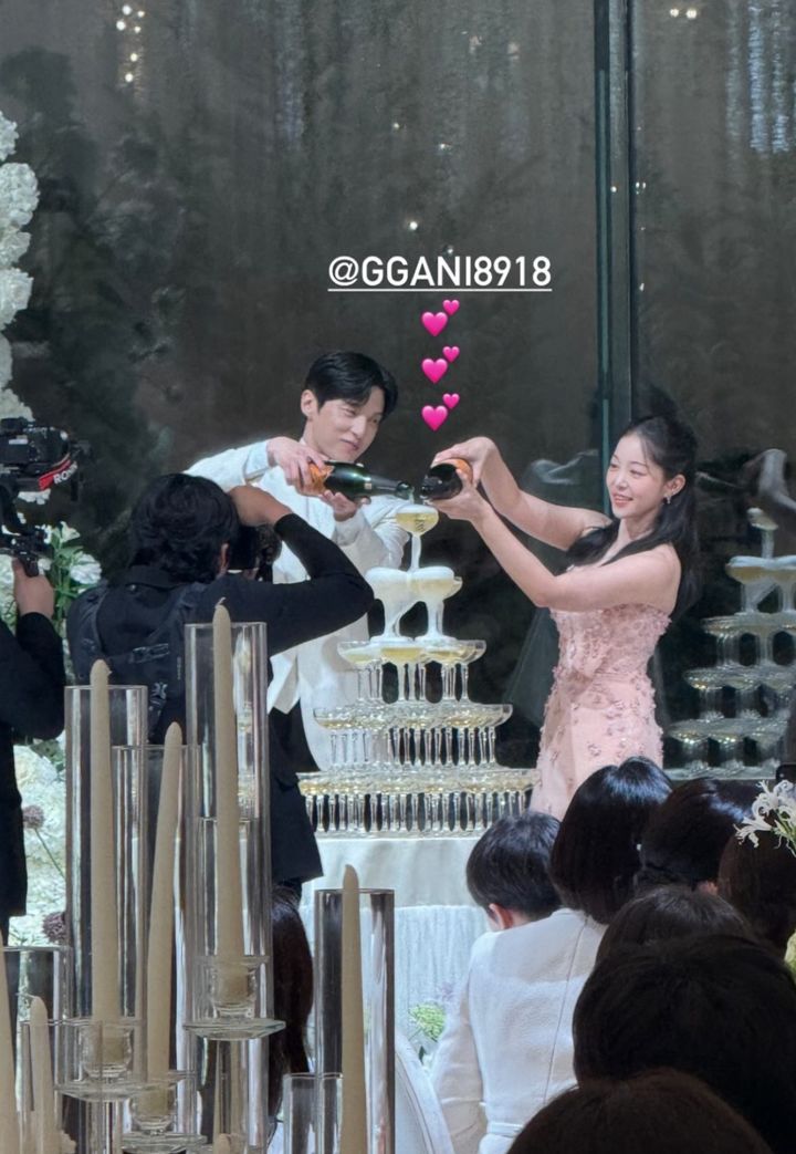 [서울=뉴시스] 배우 윤선우(왼쪽)와 김가은. (사진=김가은 인스타그램 캡처) 2025.10.27. photo@newsis.com *재판매 및 DB 금지