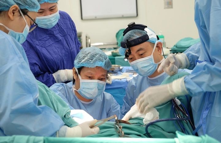 [뉴시스] 베트남에서 외형은 완전히 여성으로 보이지만 유전적으로는 남성인 희귀 질환 환자 사례가 전해졌다. (사진 = VN익스프레스 캡처) 2025.10.28. *재판매 및 DB 금지