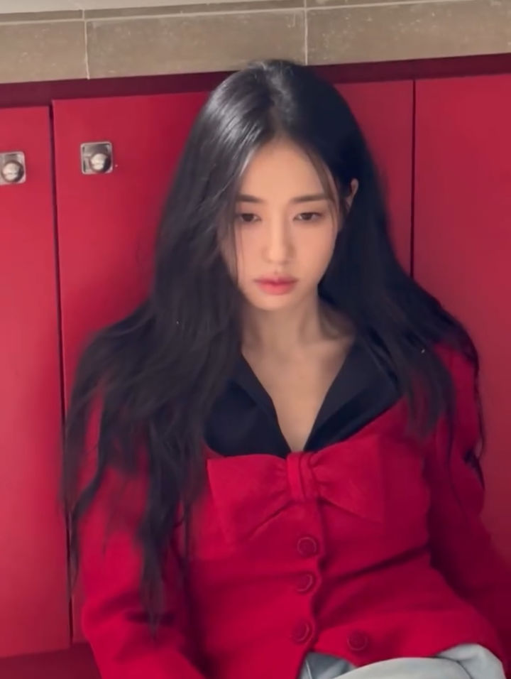 [서울=뉴시스] 배우 안은진. (사진=안은진 인스타그램 캡처) 2025.10.28. photo@newsis.com *재판매 및 DB 금지