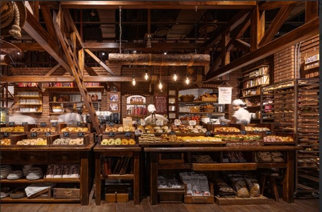 '주70시간 노동' 런던베이글뮤지엄…과태료 8억에 입건