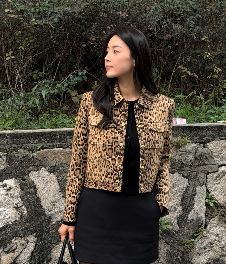 [서울=뉴시스] 배우 한지혜. (사진=한지혜 인스타그램 캡처) 2025.10.28. photo@newsis.com *재판매 및 DB 금지