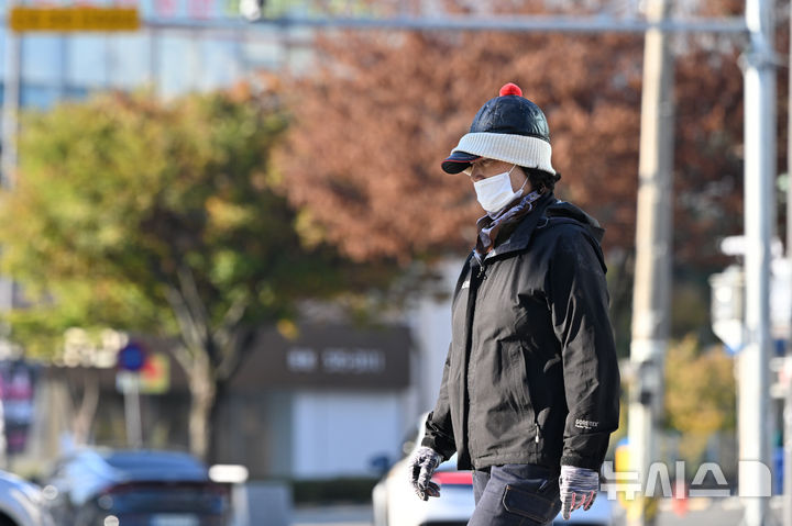 전북, 찬 공기 유입 종일 춥다…강풍과 풍랑특보
