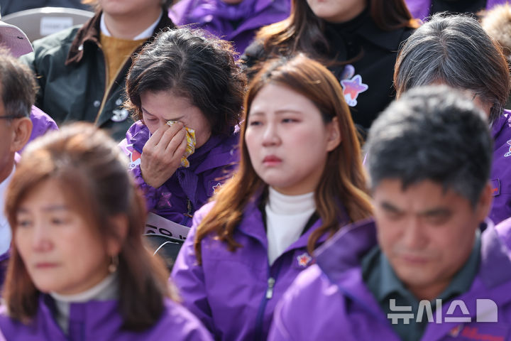 이태원 참사 피해자 '2차 가해' 금지된다…지원기간 연장도