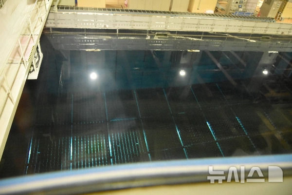 [뉴시스] 5월 30일 촬영된 아오모리현 일본 핵연료 재처리 공장의 사용후핵연료 저장조. (사진=재팬타임즈) 2025.10.29 