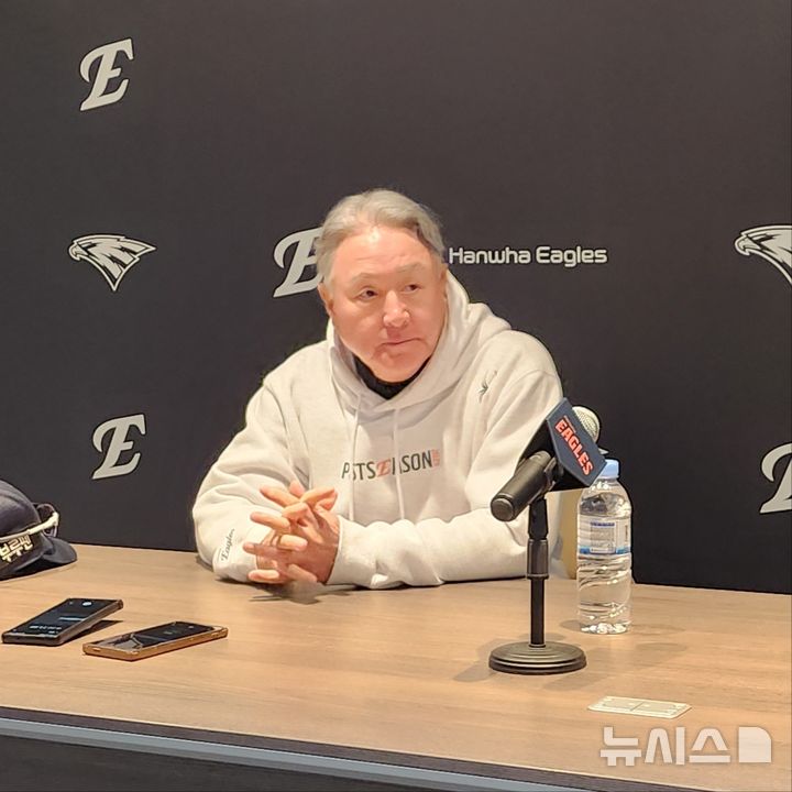 [대전=뉴시스] 박윤서 기자 = 프로야구 한화 이글스 김경문 감독. 2025.10.30.