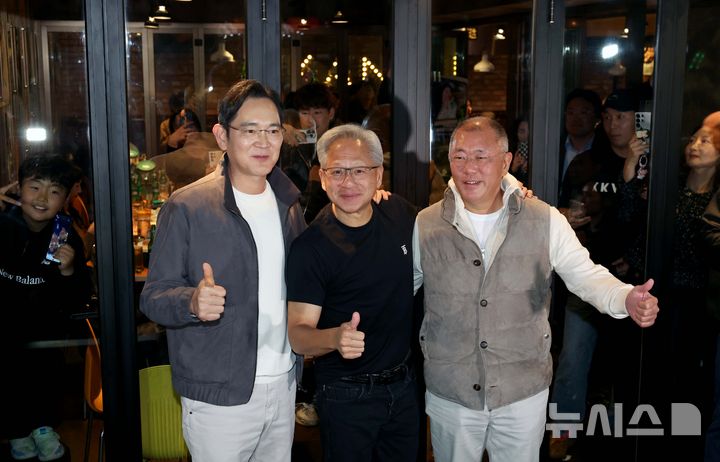삼성·SK·현대차 총수 3인방, 美서 젠슨황 '깐부회동'…정의선 브라질 방문도