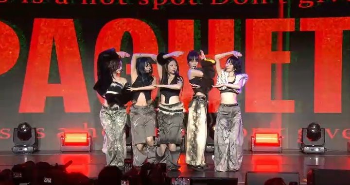 [서울=뉴시스] 르세라핌. (사진 = 쏘스뮤직 제공) 2025.10.30. photo@newsis.com *재판매 및 DB 금지