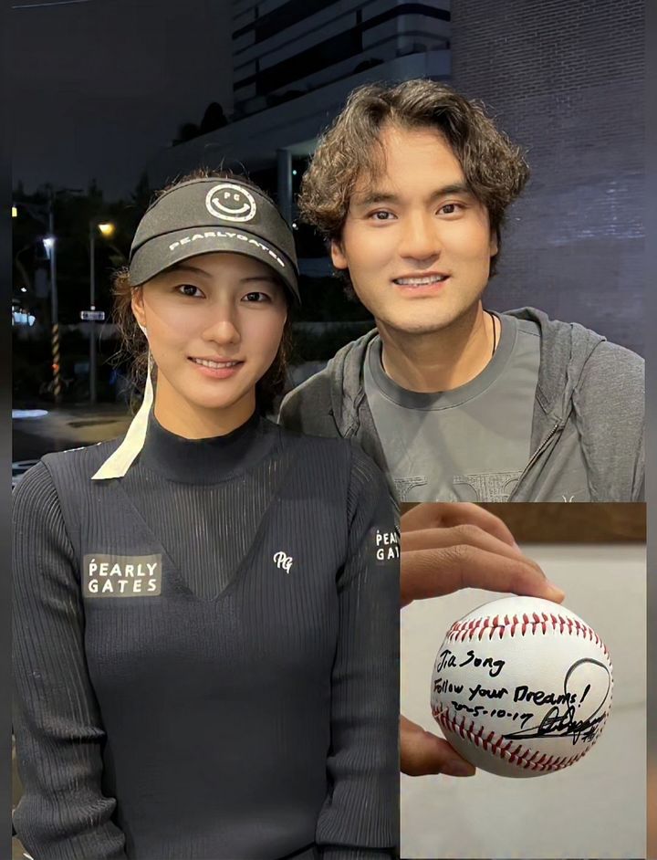 [서울=뉴시스] 박찬호(왼쪽), 송지아. (사진=박연수 인스타그램 캡처) 2025.10.31. photo@newsis.com *재판매 및 DB 금지