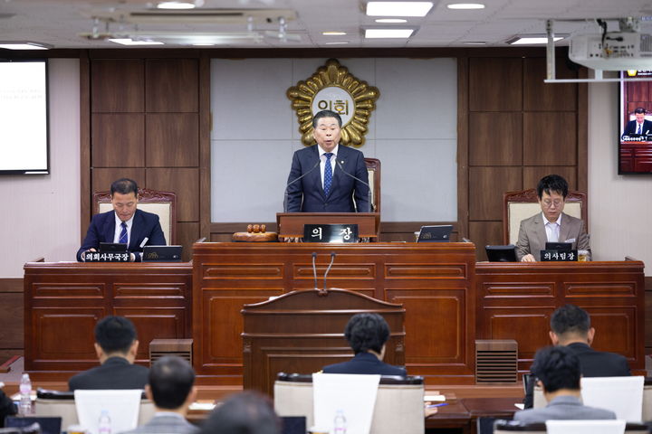 [순천=뉴시스] 31일 순천시의회에서 제290회 임시회 제4차 본회의가 열리고 있다. (사진=순천시의회 제공) 2025.10.31.photo@newsis.com *재판매 및 DB 금지