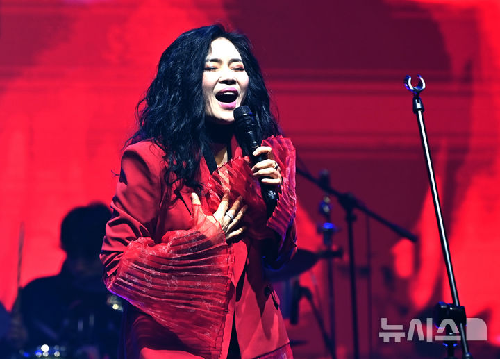웅산 김주하의 데이앤나잇과 음악 활동 관련 자료