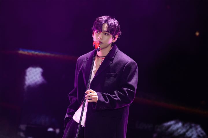 BTS 뷔, '민희진과 카톡 대화' 법원 제출에 "사적 대화…동의 없었다"