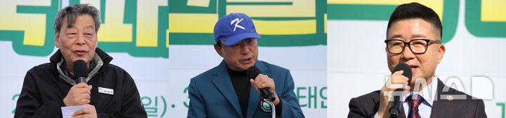 [태안=뉴시스] 최영민 기자 = 가세로 태안군수(왼쪽), 이기재 태안군 파크골프협회장, 최재웅 태안군 체육회장이 2일 충남 태안군 태안읍 태안군파크골프장에서 열린 '2026 태안국제원예 치유박람회 개최기념 전국파크골프대회' 개회식에서 인사말을 전했다. 2025.11.02. ymchoi@newsis.com