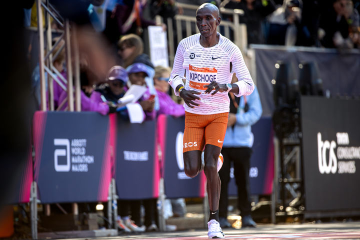 [뉴욕=AP/뉴시스] '마라톤 전설' 엘리우드 킵초게. 2026.04.27.