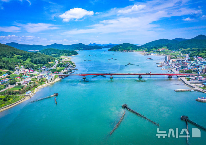 죽방렴 세계유산 된 날, 남해 주민들 '가을 음악회'로 축하