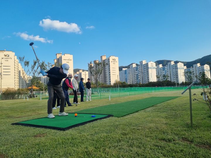 경산 남천옥빛파크골프장 개장 (사진=경산시 제공) *재판매 및 DB 금지