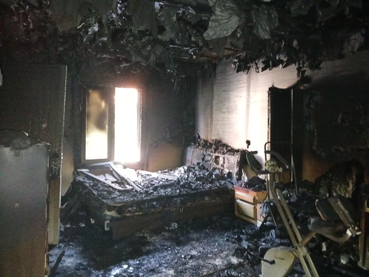 [대구=뉴시스] 3일 오후 3시38분께 대구 남구 대명동의 한 주택 2층에서 불이 났다. (사진=대구소방안전본부 제공) 2025.11.04. photo@newsis.com *재판매 및 DB 금지