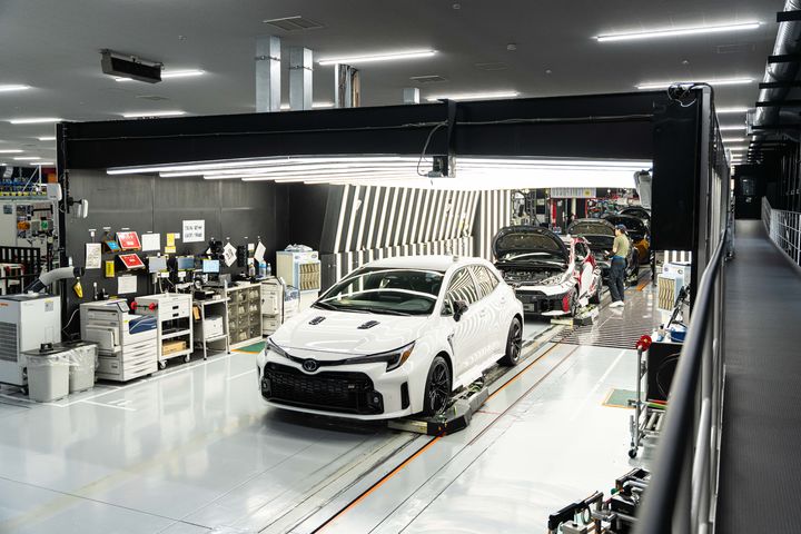 [토요타=뉴시스] 일본 아이치현 토요타시 모토마치 공장 내 GR팩토리에서 외장 검수를 마친 차량. (사진=한국토요타자동차 제공) photo@newsis.com *재판매 및 DB 금지