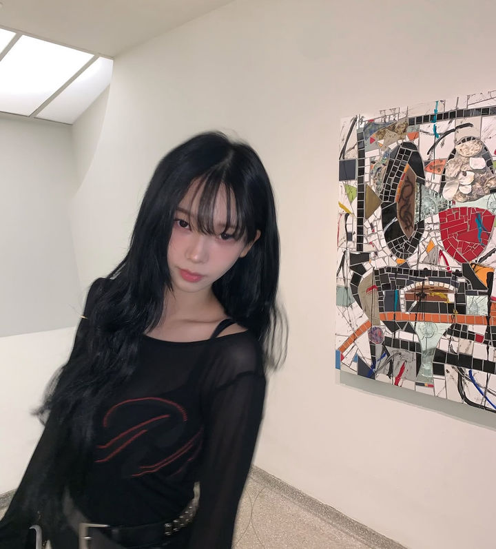 [서울=뉴시스] 그룹 에스파 멤버 카리나. (사진=카리나 인스타그램 캡처) 2025.11.04. photo@newsis.com *재판매 및 DB 금지