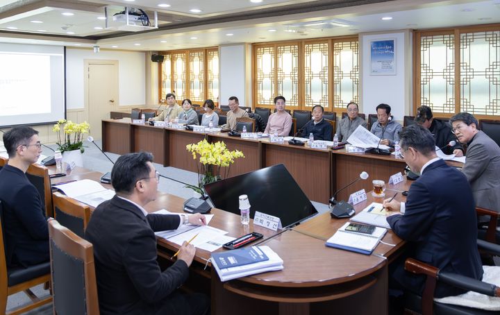 [청양=뉴시스] 충남 청양군 청춘어울림센터 설계용역 착수보고회가 4일 주민협의체 및 관계 공무원 등 20여 명이 참석한 가운데 열렸다. (사진=청양군 제공) 2025.11.05. photo@newsis.com *재판매 및 DB 금지