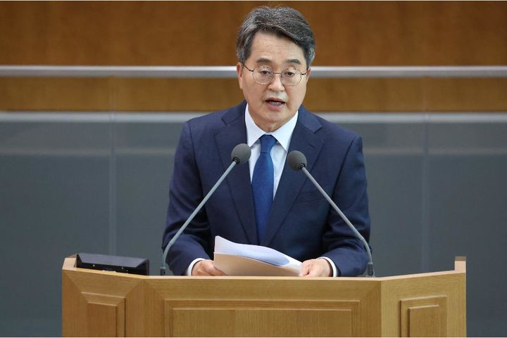 [수원=뉴시스] 김동연 경기도지사가 5일 오전 경기도의회 제387회 정례회 2차 본회의에서 예산안 제안설명을 하고 있다. (사진=경기도 제공) 2025.11.05. photo@newsis.com *재판매 및 DB 금지