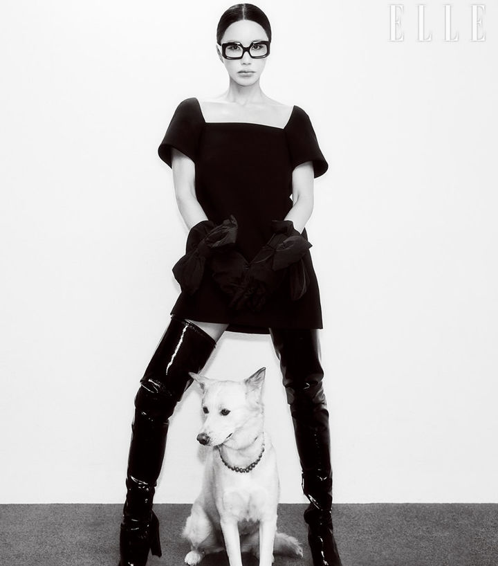 [서울=뉴시스] 가수 겸 배우 엄정화. (사진=엄정화 인스타그램 캡처) 2025.11.05. photo@newsis.com *재판매 및 DB 금지