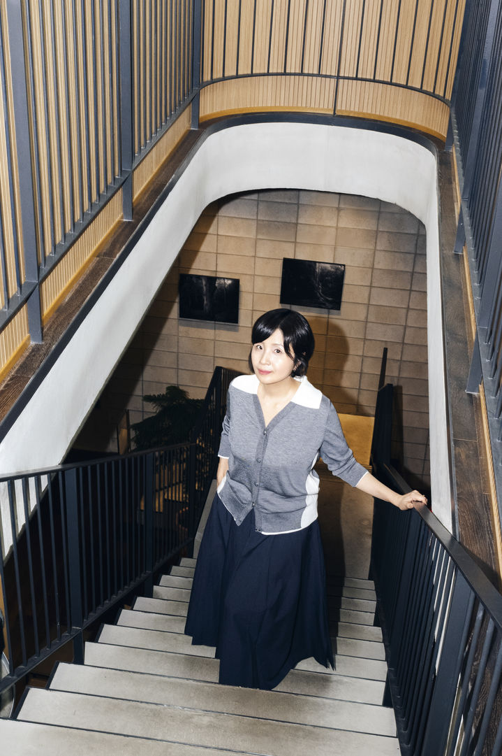 [서울=뉴시스] 작가 정이현. (사진=문학동네 제공 ⓒ해란) 2025.11.05. photo@newsis.com *재판매 및 DB 금지