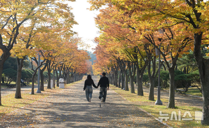 전북, 대기질 오전 나쁨…낮 17~20도 흐리다 저녁부터 비