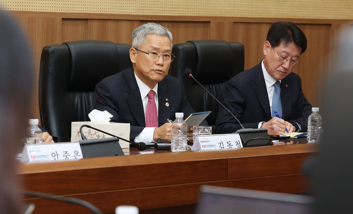 [광주=뉴시스]김동철 한전 사장이 5일 광주 김대중컨벤션센터에서 기자간담회를 열었다.(사진=한전 제공) *재판매 및 DB 금지