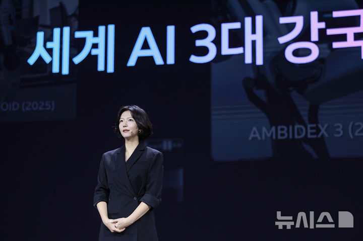 네이버, 軍 AI 시장에 꽂힌 이유