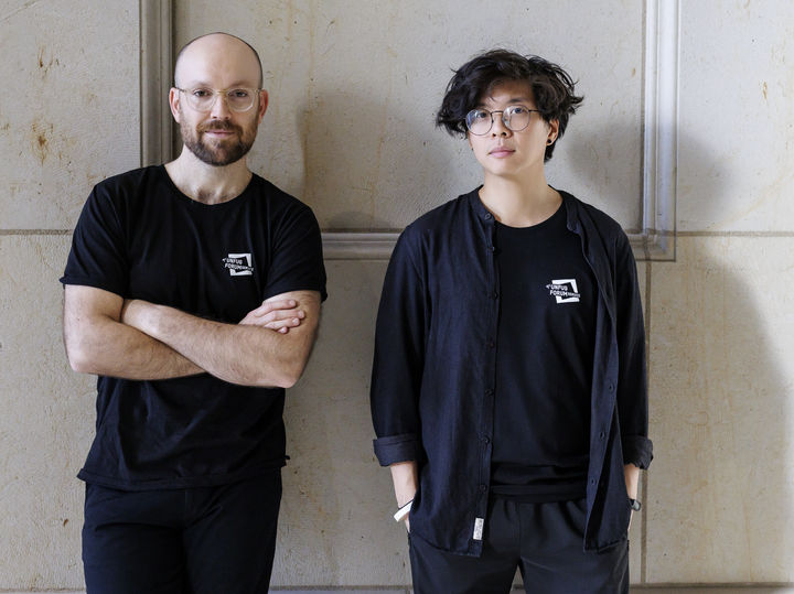 '에세즈 메세즈: 당나귀들의 반란(asses.masses)' 공동 연출가 패트릭 블렌카른(왼쪽)과 밀턴 림. (사진=2025 서울국제공연예술제, Frank Sperling 제공) *재판매 및 DB 금지