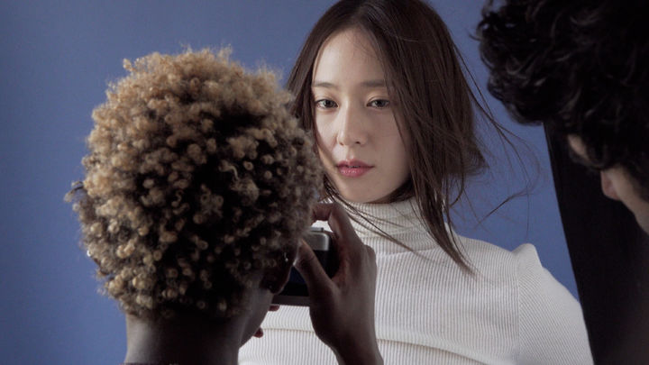 [서울=뉴시스] 크리스탈. (사진 = 비스츠앤네이티브스 제공) 2025.11.07. photo@newsis.com *재판매 및 DB 금지