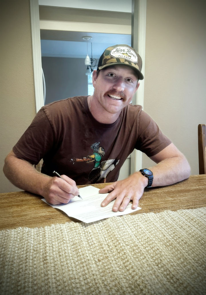 [서울=뉴시스] 프로야구 KT 위즈가 7일 새 외국인 투수 맷 사우어(26)와 총액 95만 달러(약 14억원)에 계약했다. (사진=KT 위즈 제공) 2025.11.07. *재판매 및 DB 금지