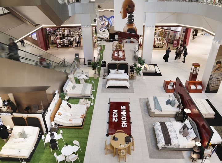 [서울=뉴시스]롯데백화점 타임빌라스 수원 ‘시몬스ⅩN32’ 팝업스토어.(사진=시몬스 제공) 2025.11.07. photo@newsis.com *재판매 및 DB 금지