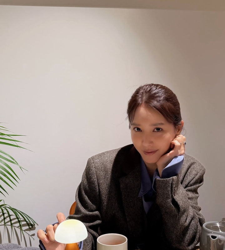 [서울=뉴시스] 배우 채정안. (사진=채정안 인스타그램 캡처) 2025.11.07. photo@newsis.com *재판매 및 DB 금지