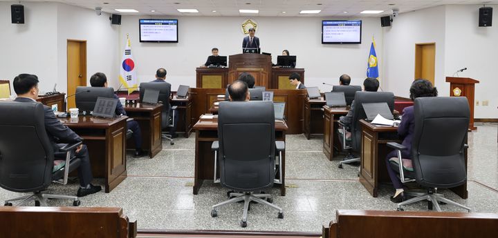 [산청=뉴시스] 산청군의회 제309회 임시회 제1차 본회의 (사진=산청군 제공) 2025. 11. 07. photo@newsis.com *재판매 및 DB 금지